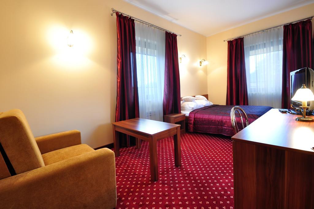 Apartamenty Continental クリニツァ・モルスカ エクステリア 写真